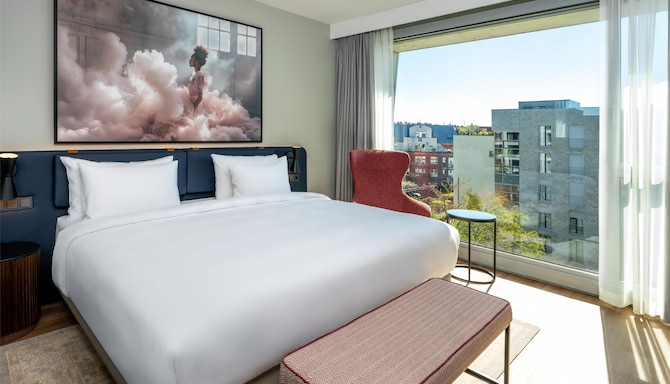 Radisson Blu Media Harbour Hotel, Dusseldorf - Suite