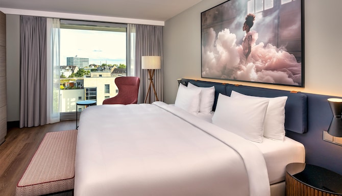 Radisson Blu Media Harbour Hotel, Dusseldorf