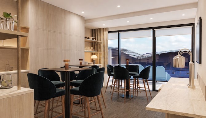 Pitch View Room