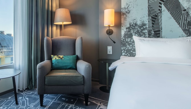 Radisson Blu Metropol Hotel, Helsingborg - Guest Room sitting area
