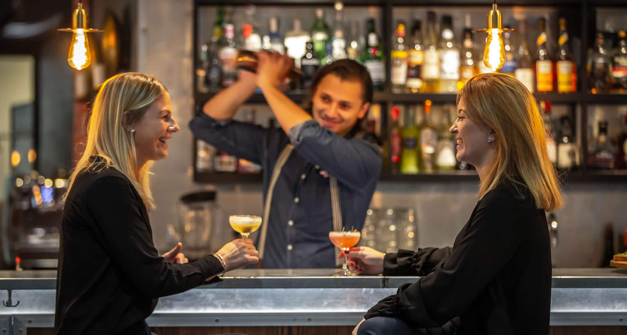 Radisson Blu Metropol Hotel, Helsingborg - Models at the bar