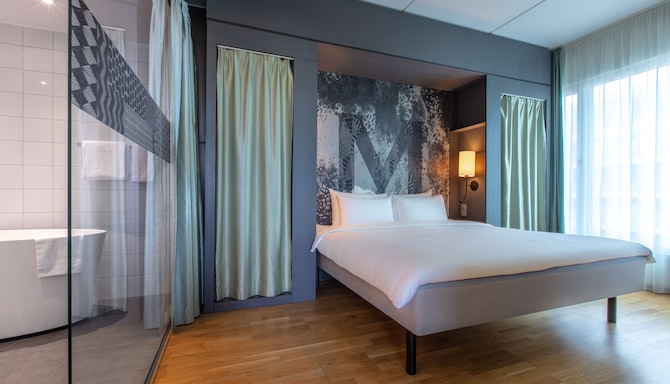 Radisson Blu Metropol Hotel, Helsingborg - Suite bedroom