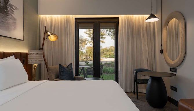 Radisson Blu Mosi-oa-Tunya Livingstone Resort - Superior Room with terrace