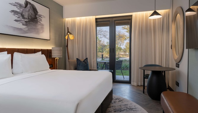 Radisson Blu Mosi-oa-Tunya Livingstone Resort - Superior Room with terrace