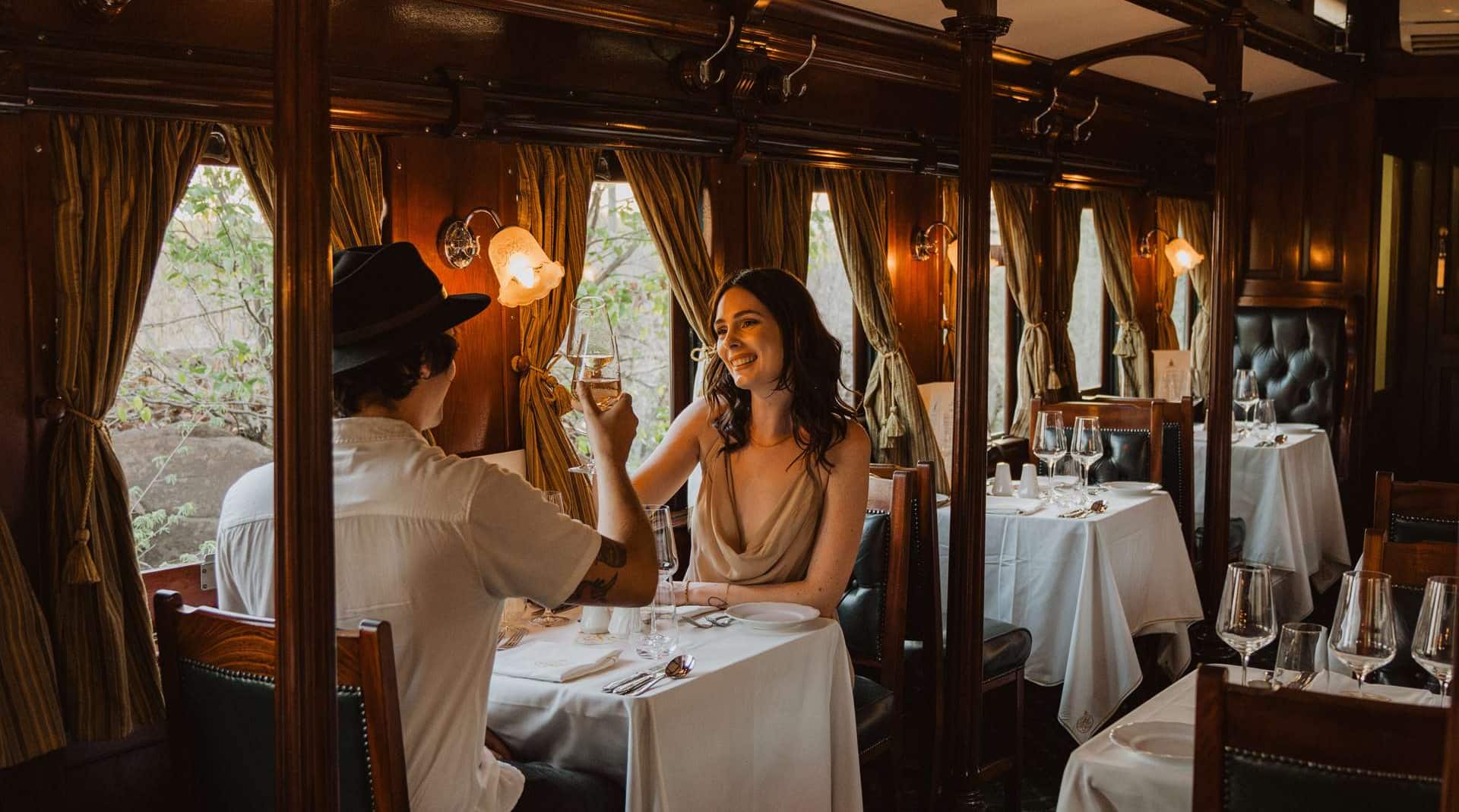 Radisson Blu Mosi-oa-Tunya Livingstone Resort - Portrait Dinner Train Couple