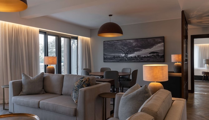 Radisson Blu Mosi-oa-Tunya Livingstone Resort - Two Bedroom Presidential Villa with terrace