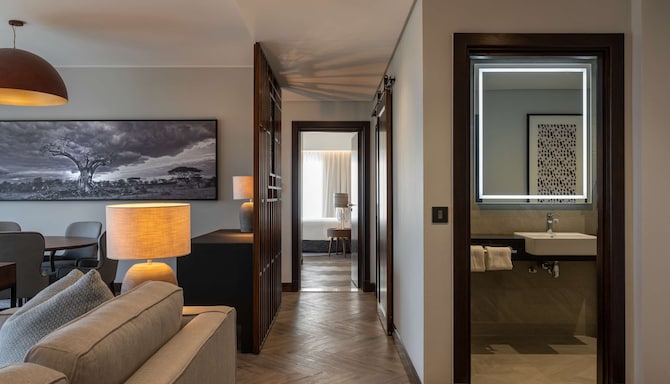 Radisson Blu Mosi-oa-Tunya Livingstone Resort - Two Bedroom Presidential Villa with terrace