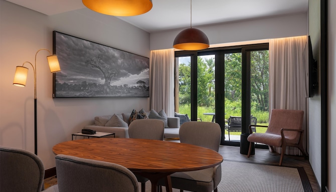 Radisson Blu Mosi-oa-Tunya Livingstone Resort - Villa Family Suite- River Facing