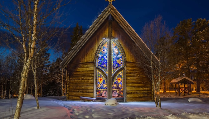 Radisson Blu Mountain Resort, Beitostølen - Chapel of Lights - stained glass