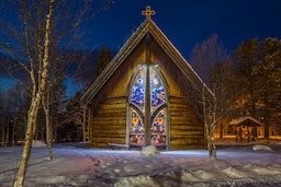 Radisson Blu Mountain Resort, Beitostølen - Chapel of Lights - stained glass