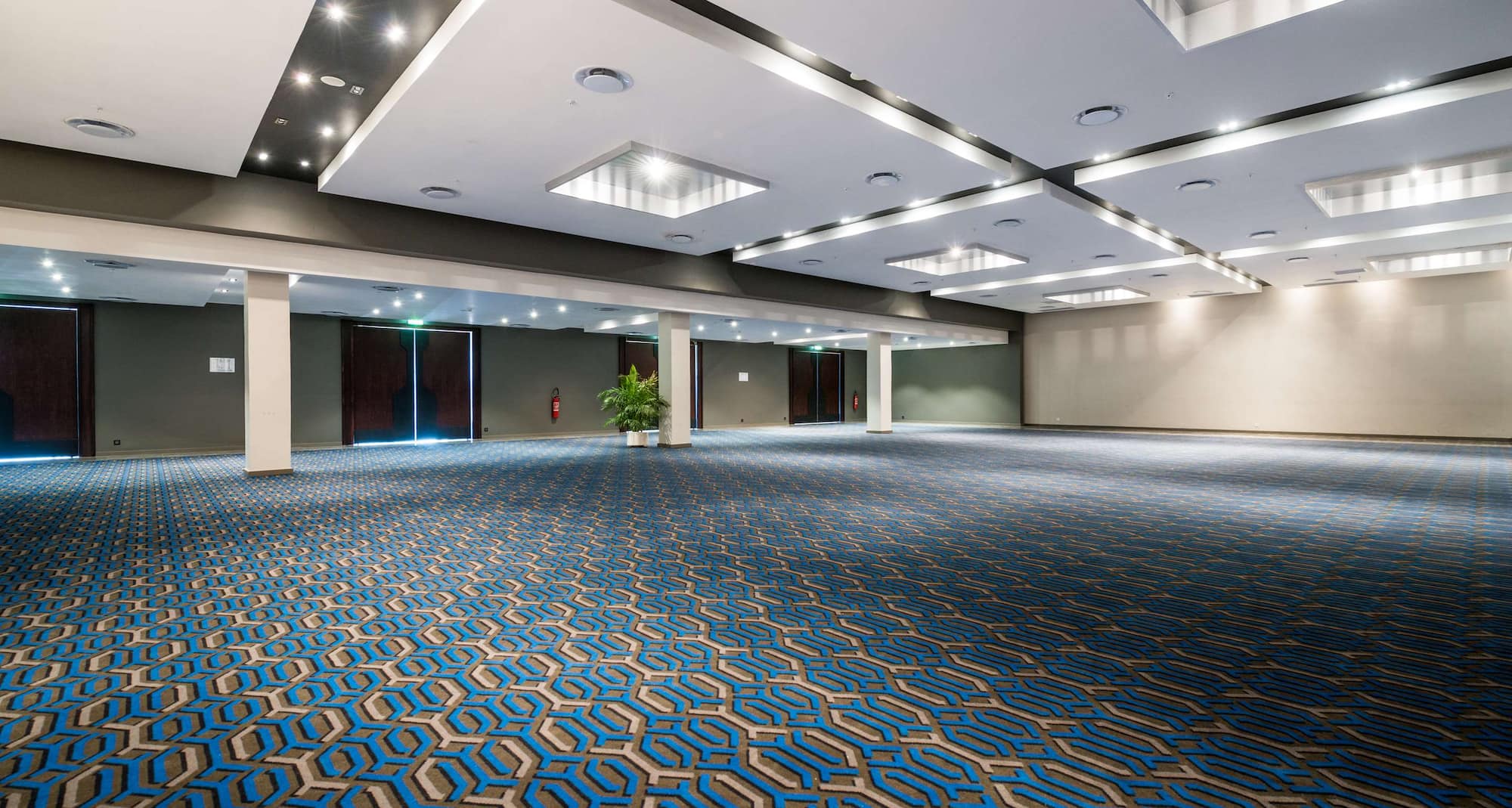 Radisson Blu Okoume Palace Hotel, Libreville - Salle de réunion