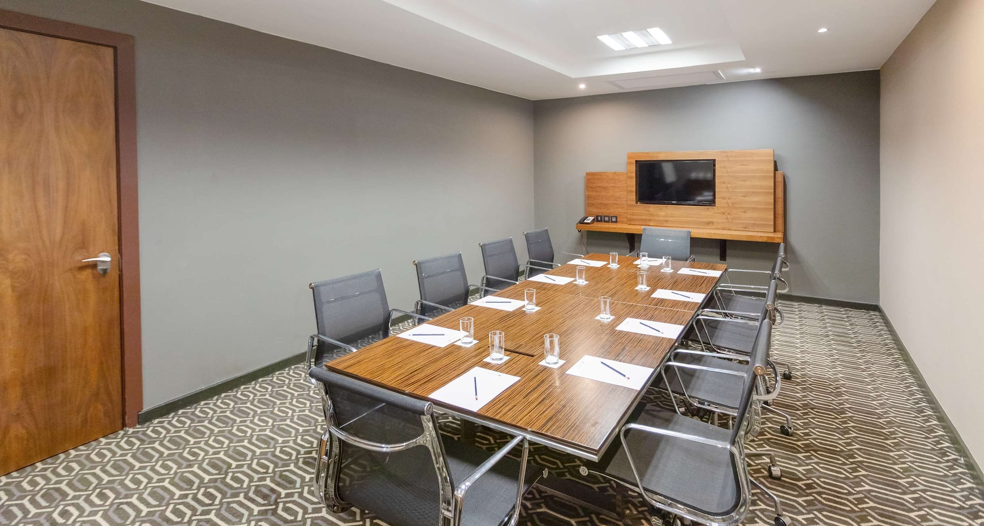 Radisson Blu Okoume Palace Hotel, Libreville - Lambarene meeting room