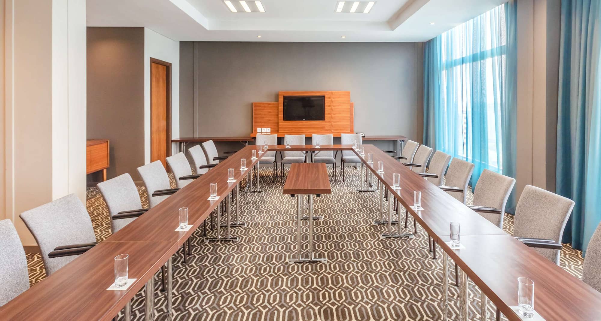 Radisson Blu Okoume Palace Hotel, Libreville - Acajou meeting room