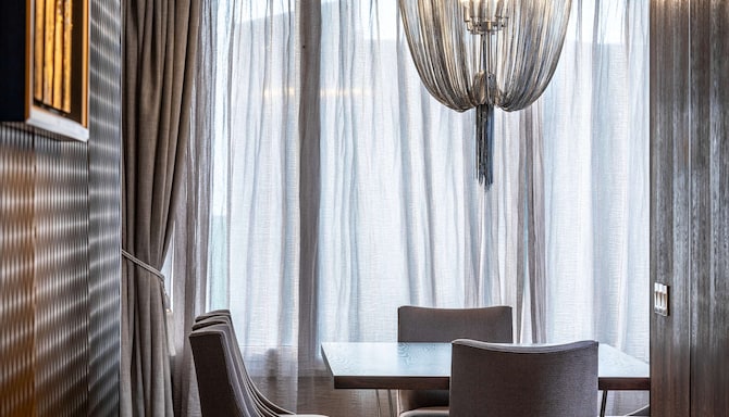 Radisson Blu Okoume Palace Hotel, Libreville - Presidential Suite