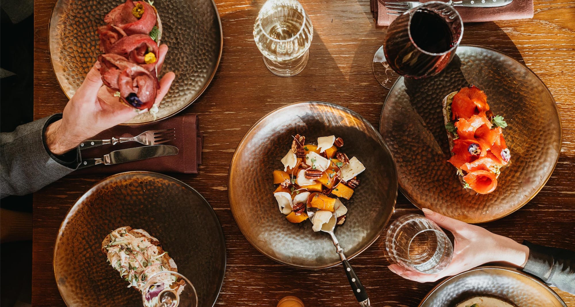 Radisson Blu Olympiyskiy Hotel, Moscow - FireLake restaurant