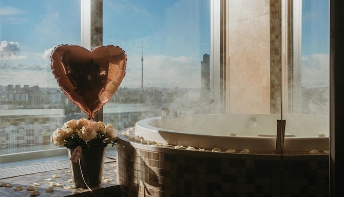 Radisson Blu Olympiyskiy Hotel, Moscow - romantic lifestyle
