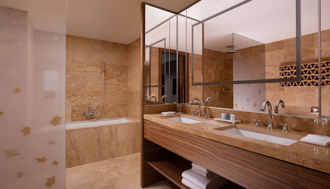 Radisson Blu Olympiyskiy Hotel, Moscow - Люкс ванна