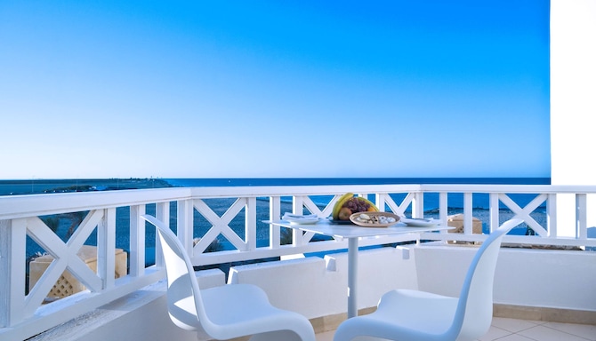 Radisson Blu Palace Resort & Thalasso, Djerba - Premium Room balcony