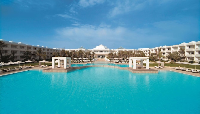 Radisson Blu Palace Resort & Thalasso, Djerba - Pool
