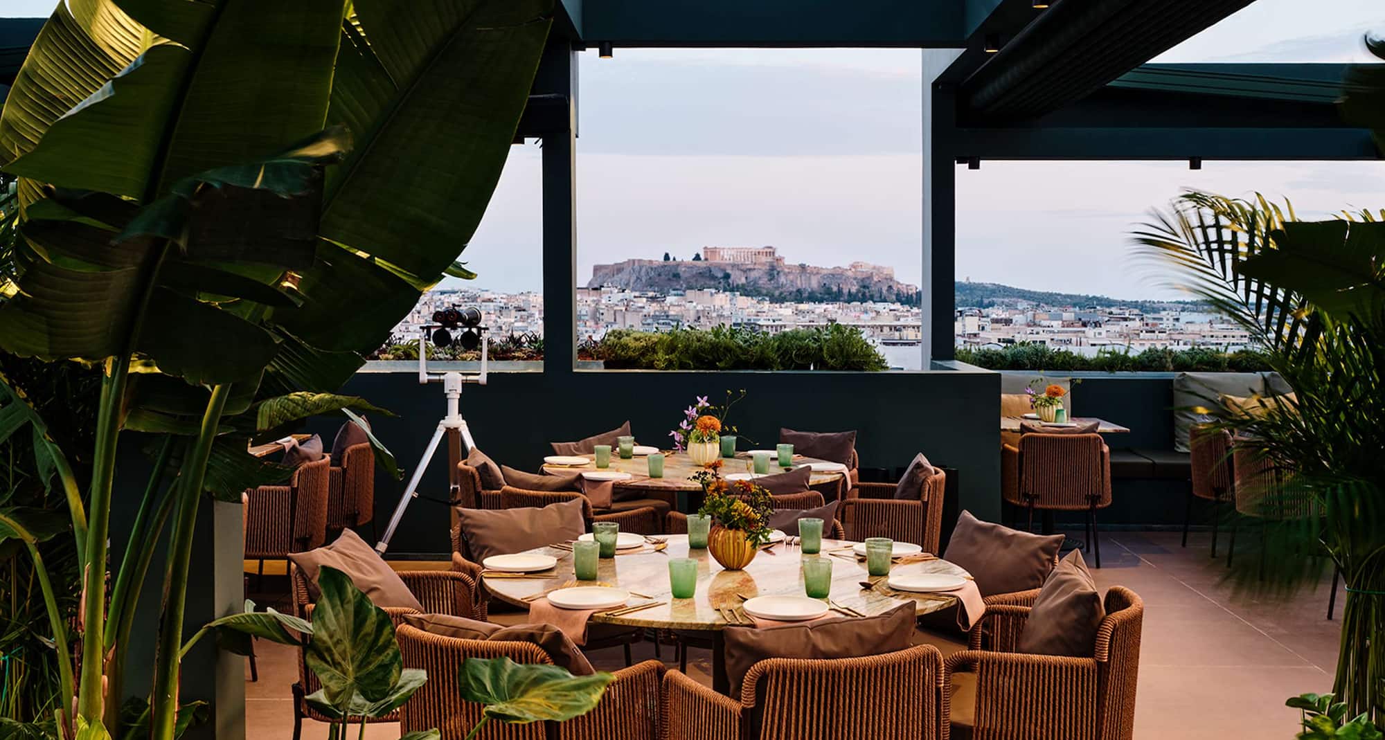 Radisson Blu Park Hotel, Athens - 10 Urban rooftop restaurant