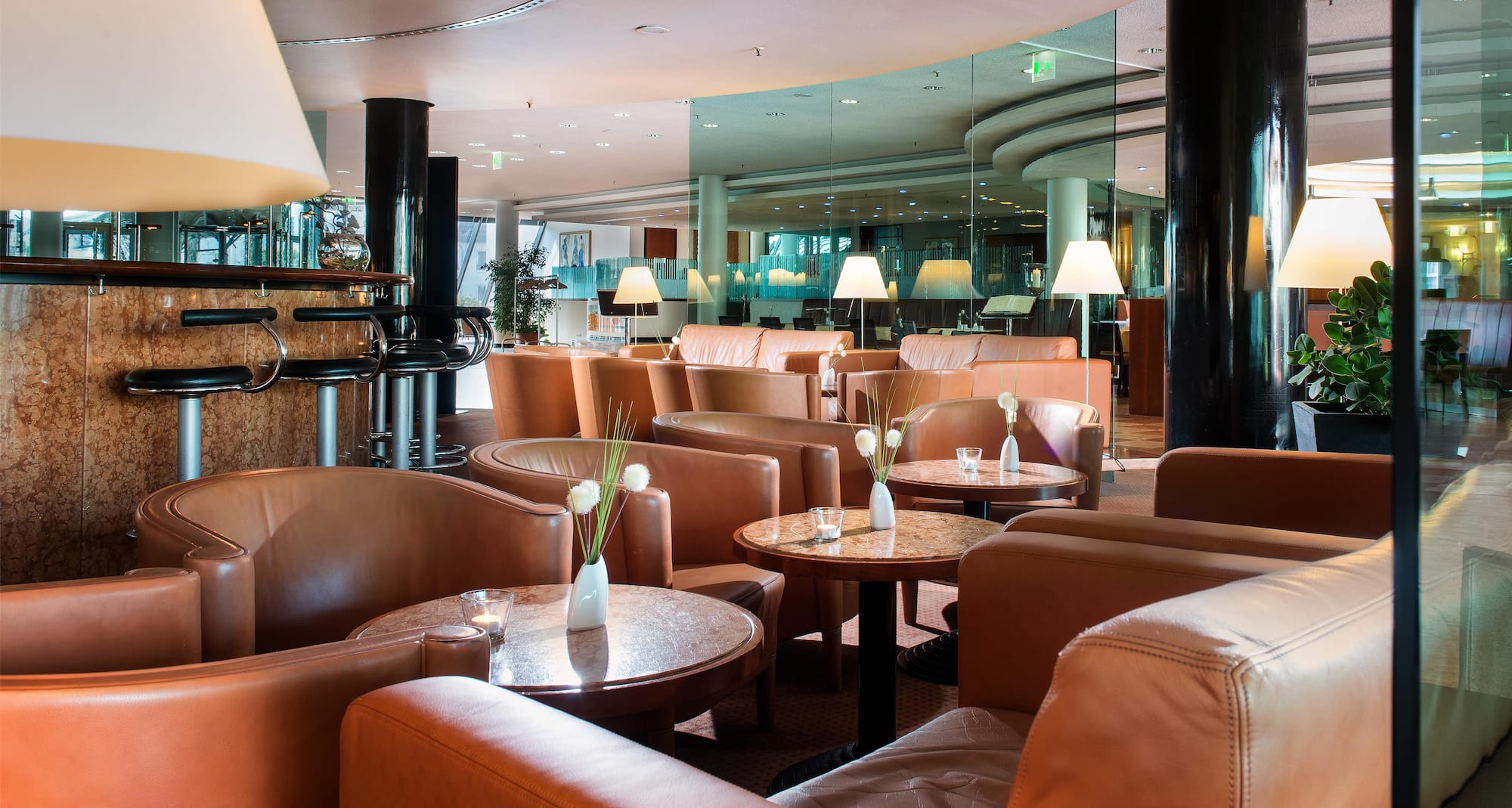 Radisson Blu Park Hotel and Conference Centre, Dresden Radebeul - Karl May Bar Lounge