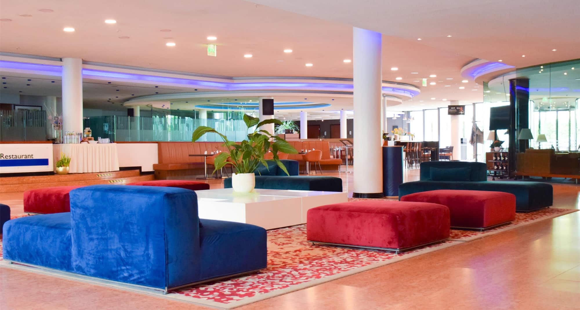 Radisson Blu Park Hotel & Conference Centre, Dresden Radebeul - Widok na lobby