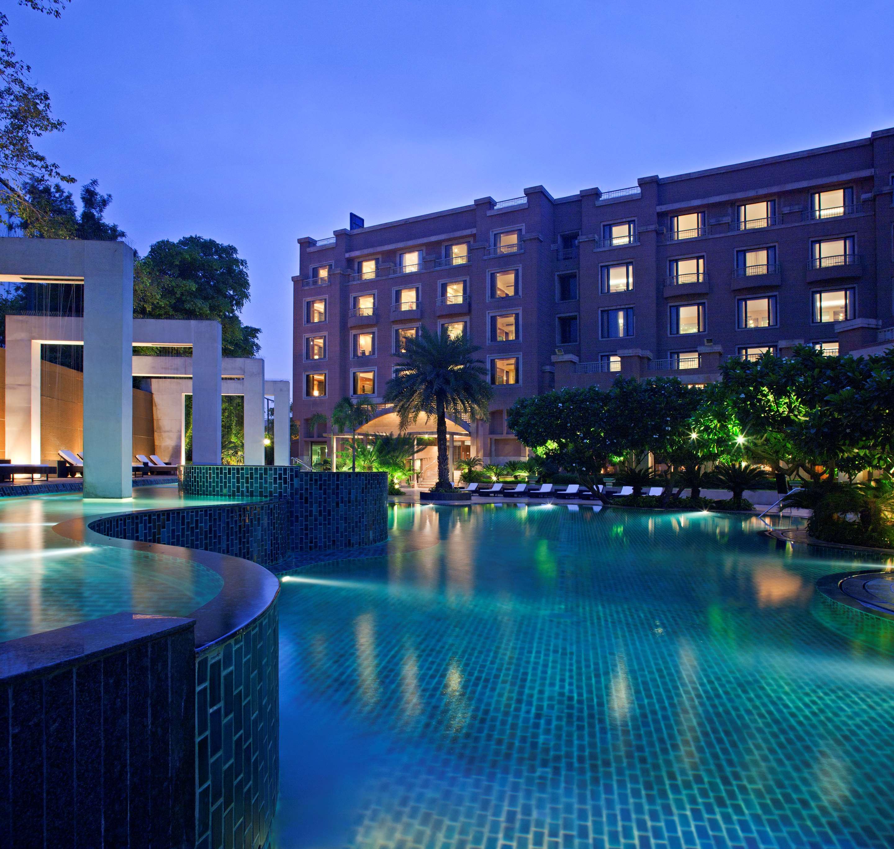 Contact The Radisson Blu Plaza Delhi Airport | Radisson Hotels