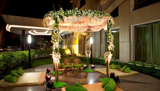 Radisson Blu Plaza Delhi Airport - Crystal Ballroom Wedding