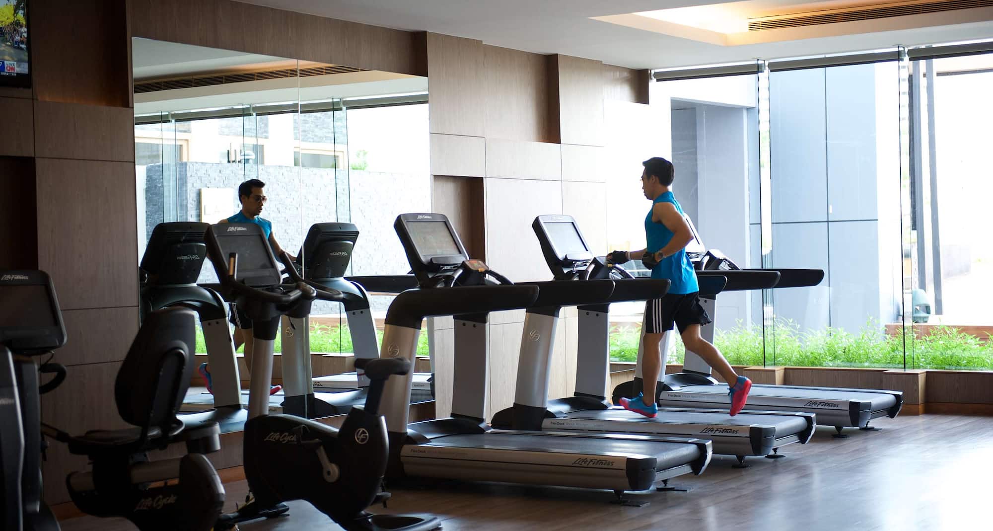 Radisson Blu Plaza Hotel, Bangkok - Fitness Center