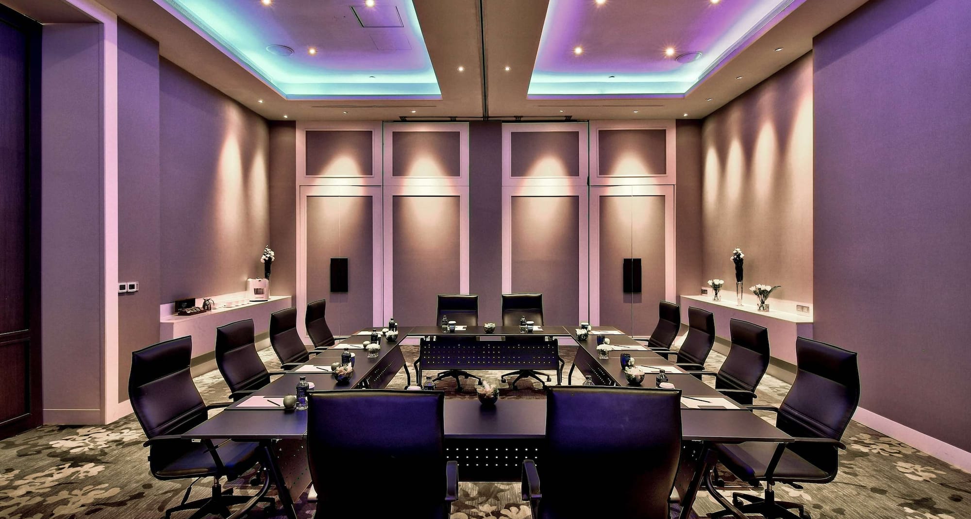 Radisson Blu Plaza Bangkok - Meeting Room The Suite