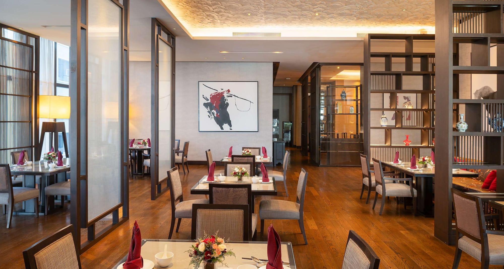 Radisson Blu Plaza Hotel, Bangkok - China Table