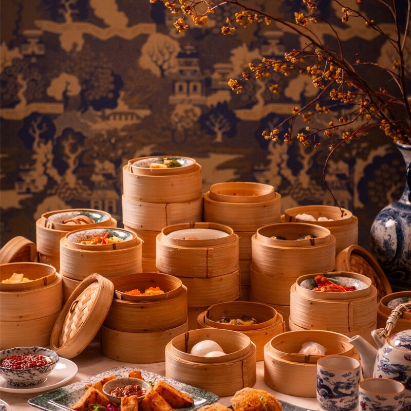 Radisson Blu Plaza Hotel, Bangkok - China Table