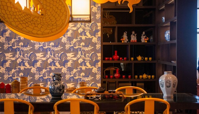 Radisson Blu Plaza Hotel, Bangkok - China Table