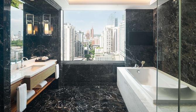 Radisson Blu Plaza Hotel, Bangkok - Junior Suite