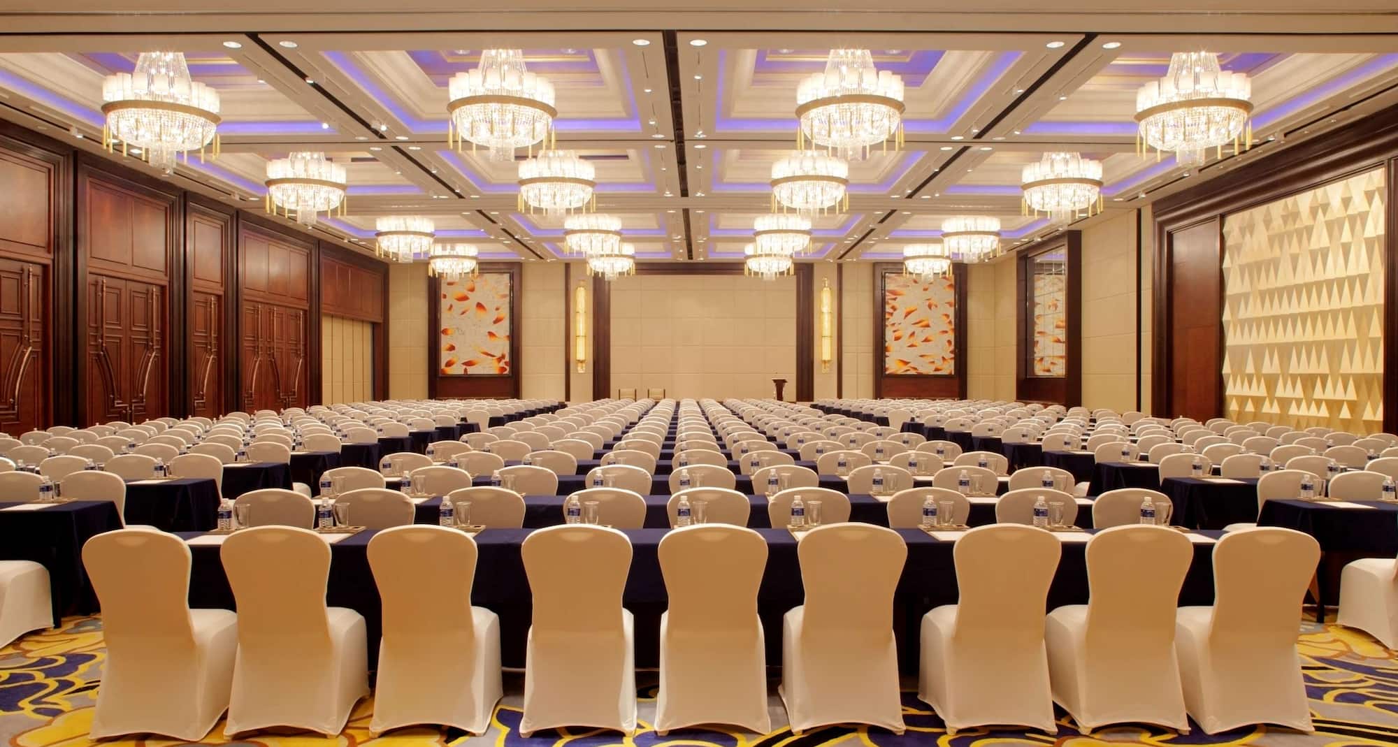 Radisson Blu Plaza Chongqing - Three Gorges Ballroom