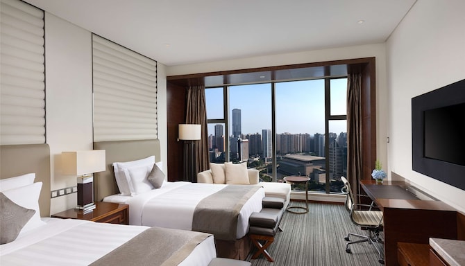 Radisson Blu Plaza Hotel, Chongqing - Superior Room