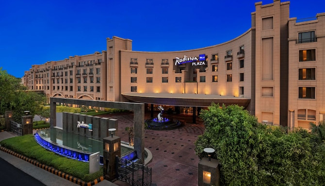 Radisson Blu Plaza Delhi Airport - Exterior night view