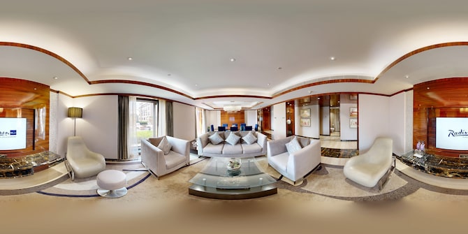 Radisson Blu Plaza Hotel, Delhi Airport - Presidential Suite