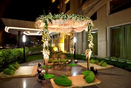 Radisson Blu Plaza Hotel, Delhi Airport - Crystal Ballroom Wedding