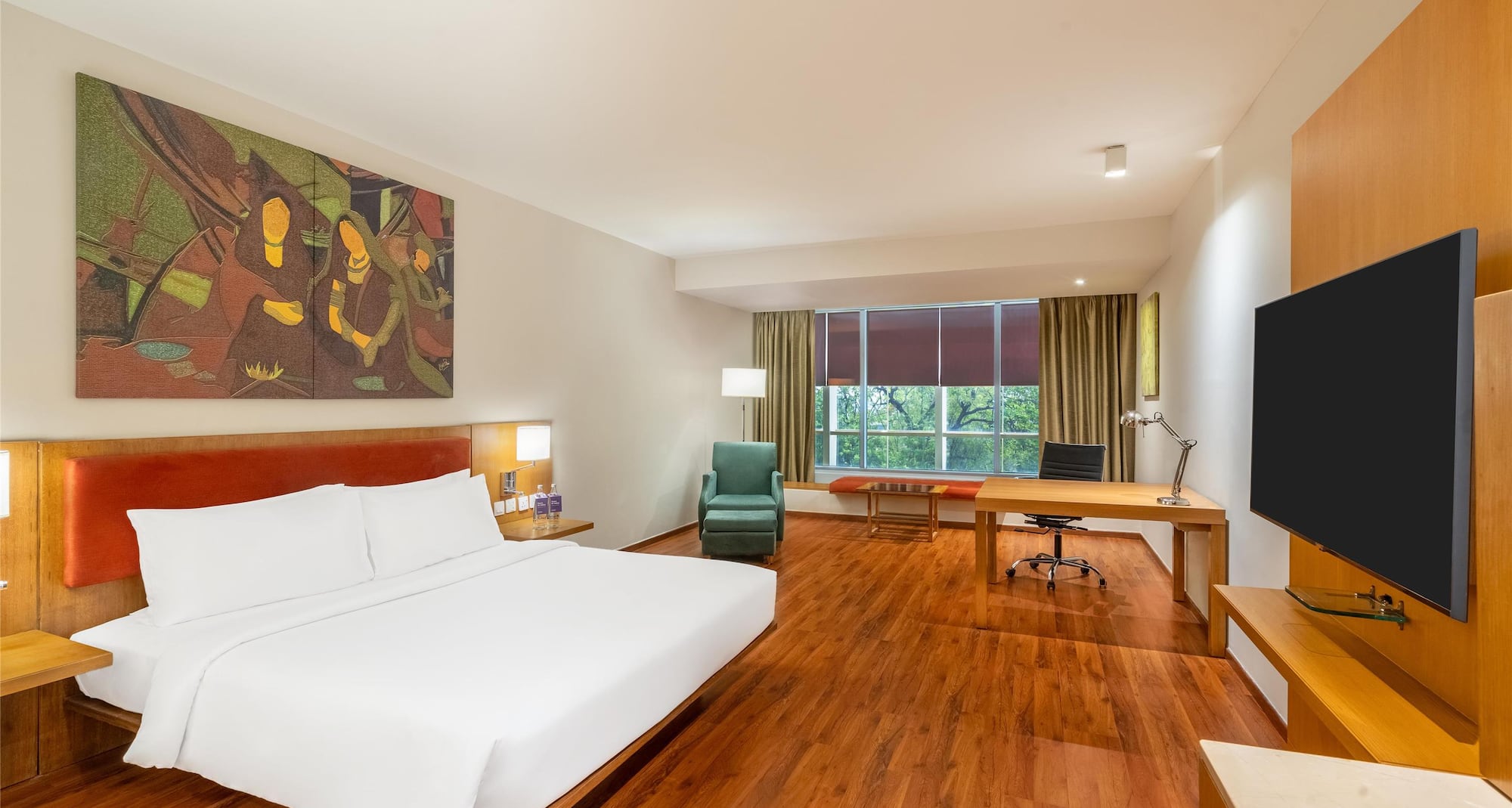 Radisson Blu Plaza Hotel, Hyderabad Banjara Hills - Deluxe and Superior Room