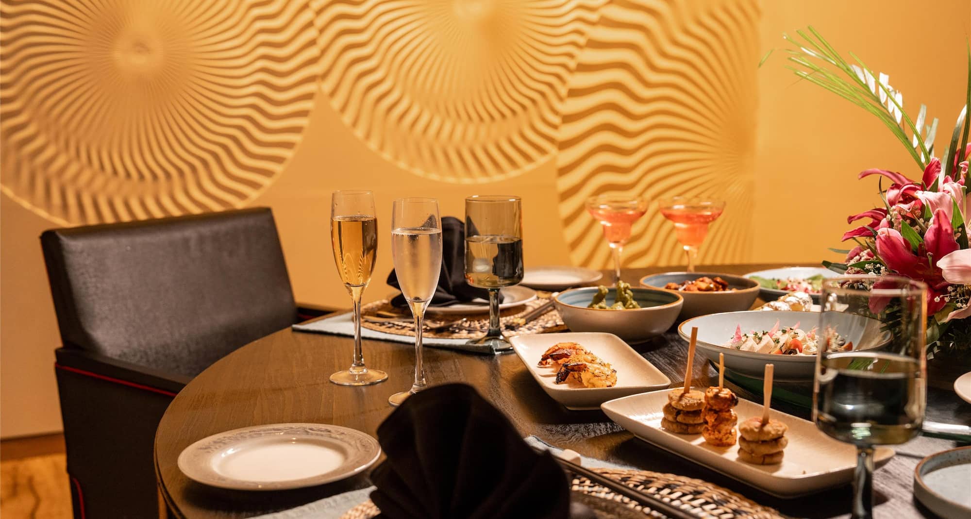 Radisson Blu Plaza Hotel, Hyderabad Banjara Hills - Private Dining Room