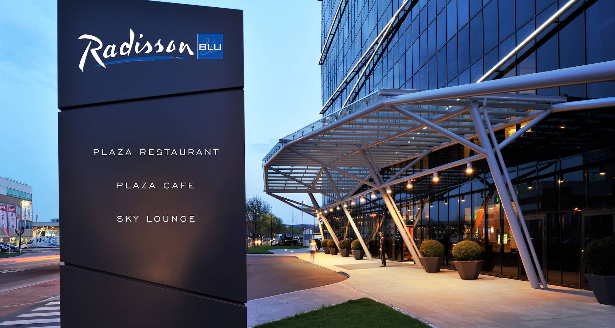 Radisson Blu Plaza Hotel, Ljubljana - Exterior