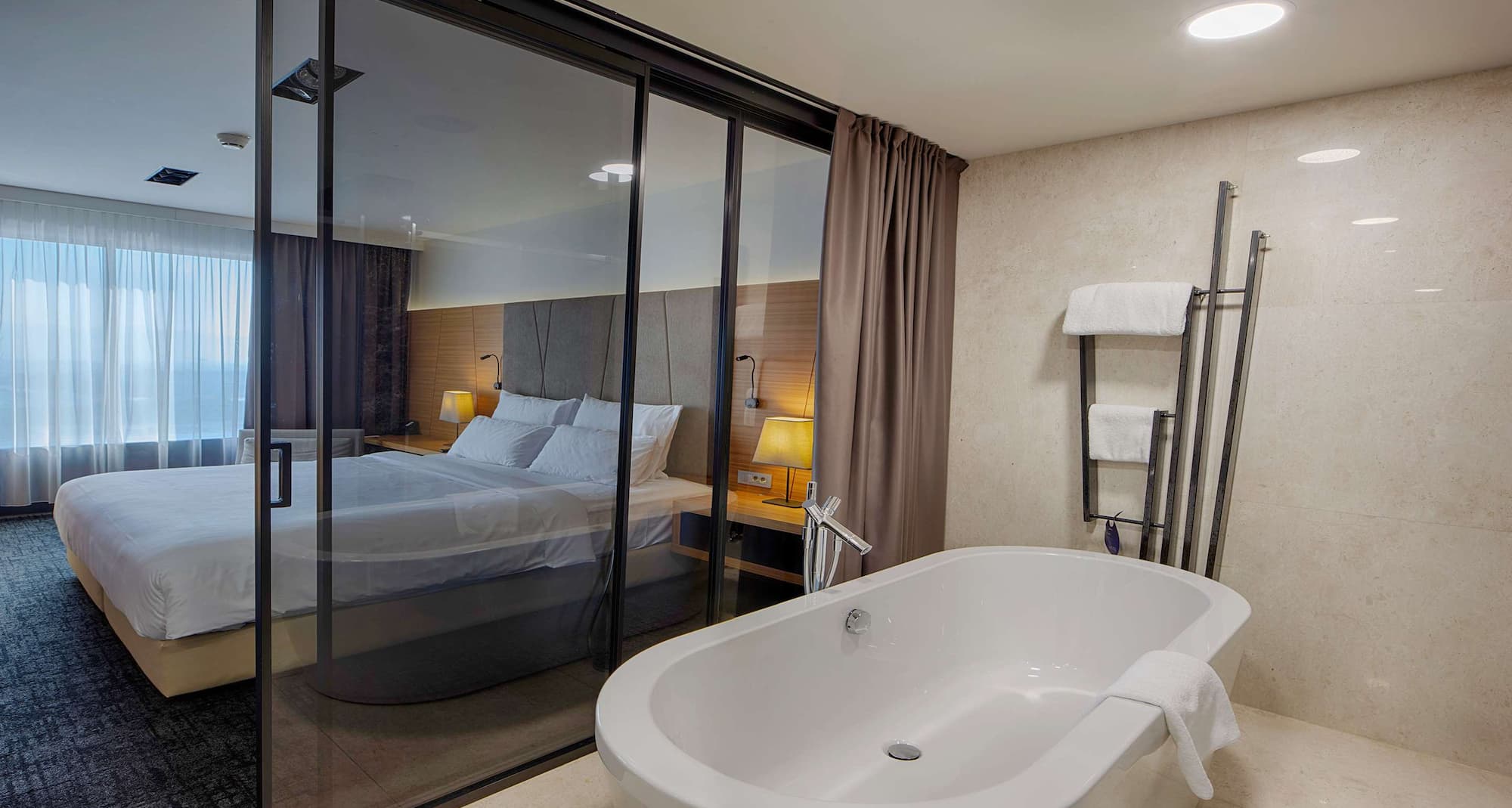 Radisson Blu Plaza Hotel, Ljubljana - One Bedroom Suite