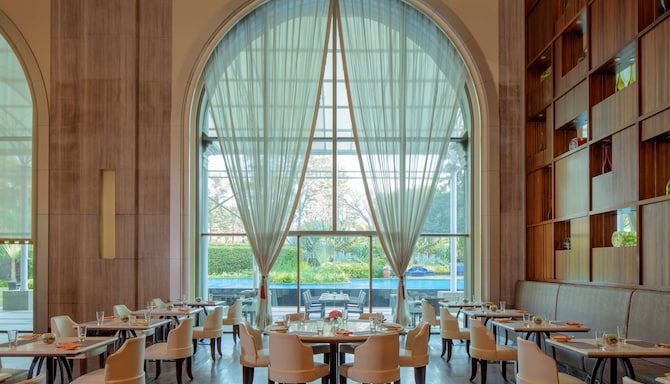 Radisson Blu Plaza Hotel Mysore - Spring
