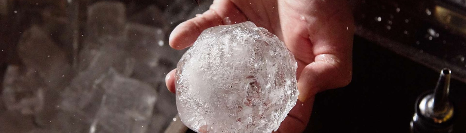 Radisson Blu Plaza Hotel, Oslo - Bar Ice Sphere