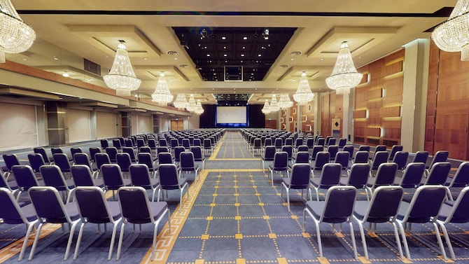 Radisson Blu Plaza Hotel, Oslo - Meeting room Sonja Hennie ballroom theatre set-up