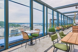 Radisson Blu Plaza Hotel, Oslo – The Top Terrace