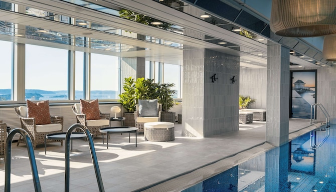 Radisson Blu Plaza Hotel, Oslo - Spa - indoor pool
