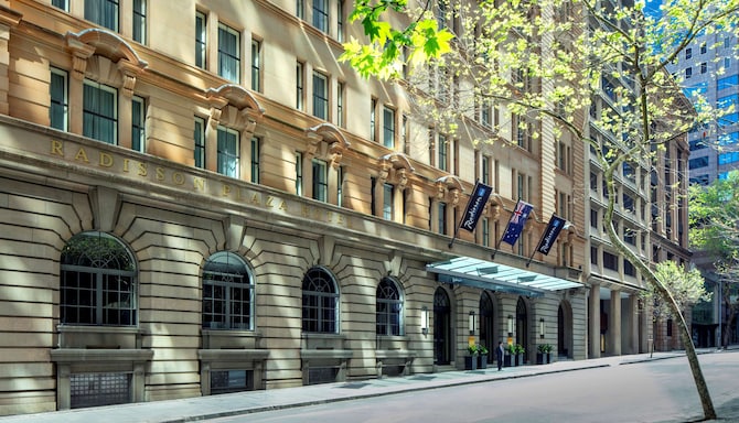 Radisson Blu Plaza Hotel Sydney - Exterior