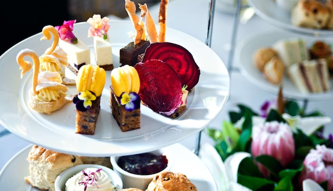 Radisson Blu Plaza Hotel Sydney - Restaurant Dessert